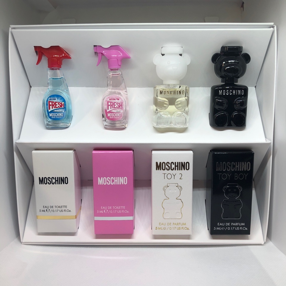 Miniature di profumi nuove con cartellino