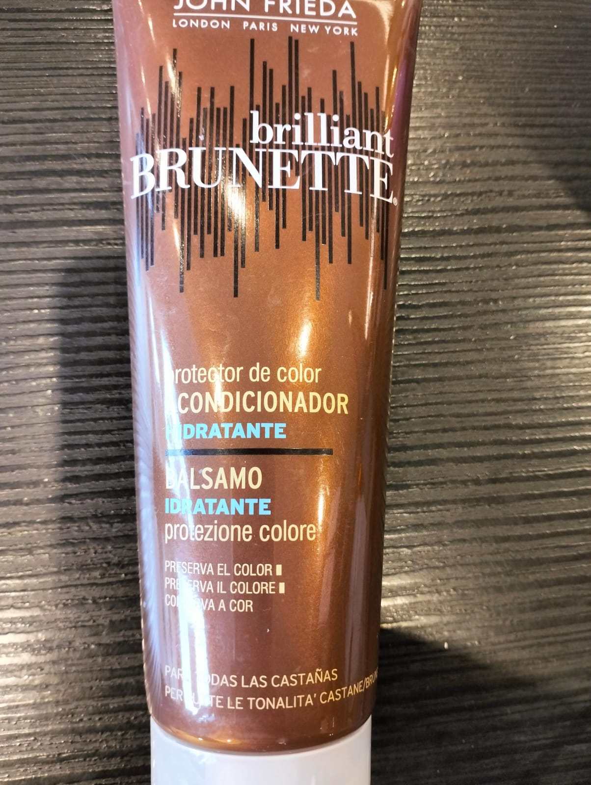 Image of        John Frieda - Brilliant Brunette Balsamo idratante 250 ml